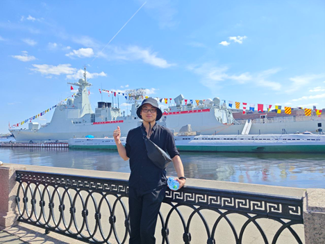 Фаньбинь К.